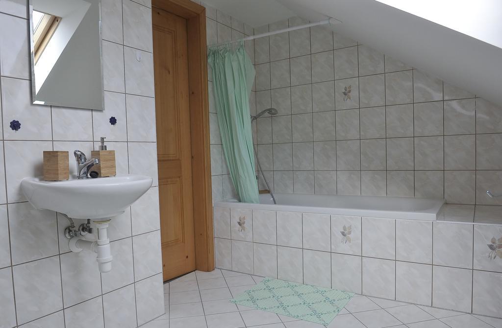 Ubytovani Poustka Františkovy Lázně Exteriör bild