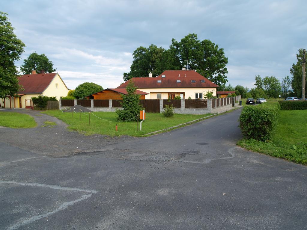 Ubytovani Poustka Františkovy Lázně Exteriör bild